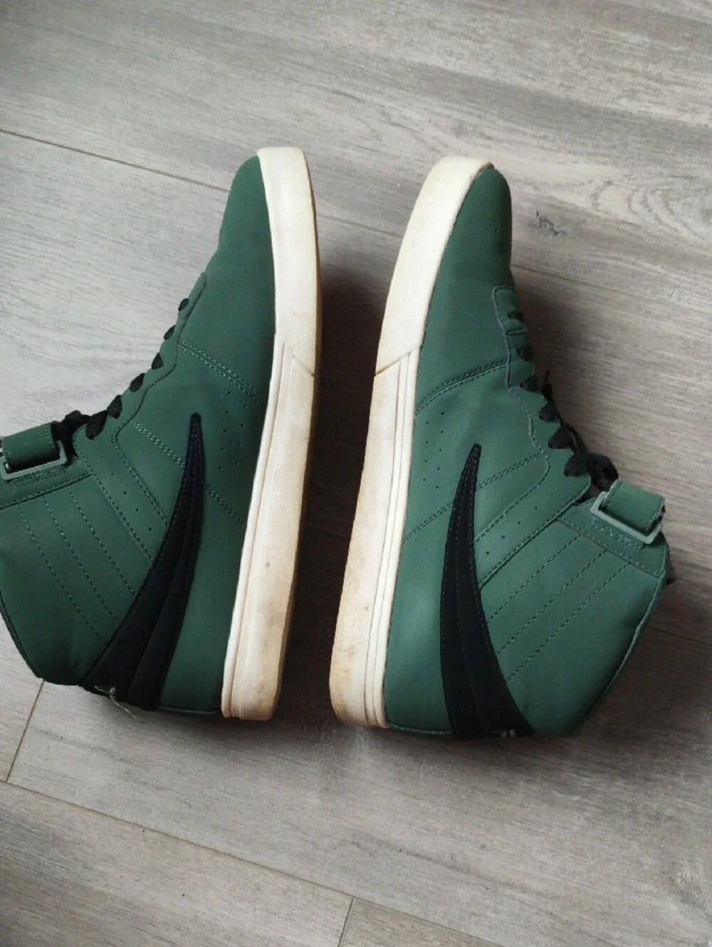 Fila Men's High-Top Sneakers in Dark Green and Black Size 12